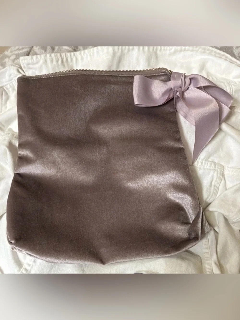 Ann Taylor Velvet Zippered Folding Clutch purse with a large ribbon bow /Lavande